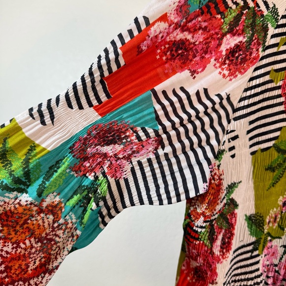 Bohemian Bright Floral Tunic Top Lightweight Stretch Blouse Ruffle Modest Office - Picture 10 of 11